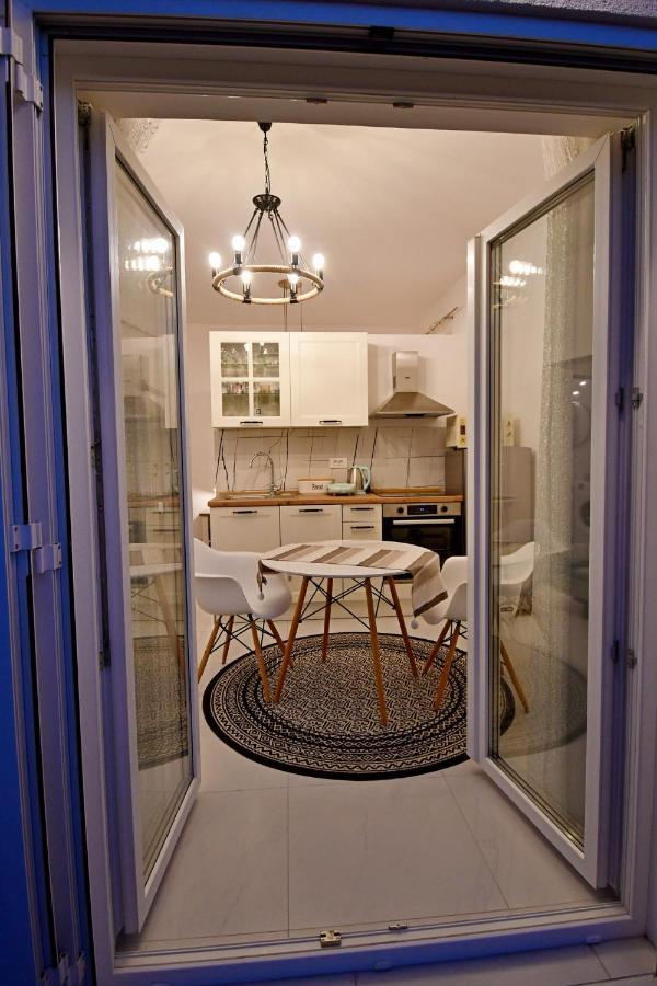 Apartment Frida Rab Banjol Buitenkant foto