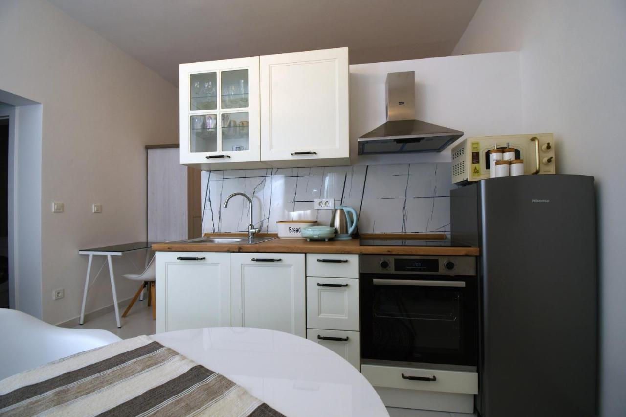 Apartment Frida Rab Banjol Buitenkant foto