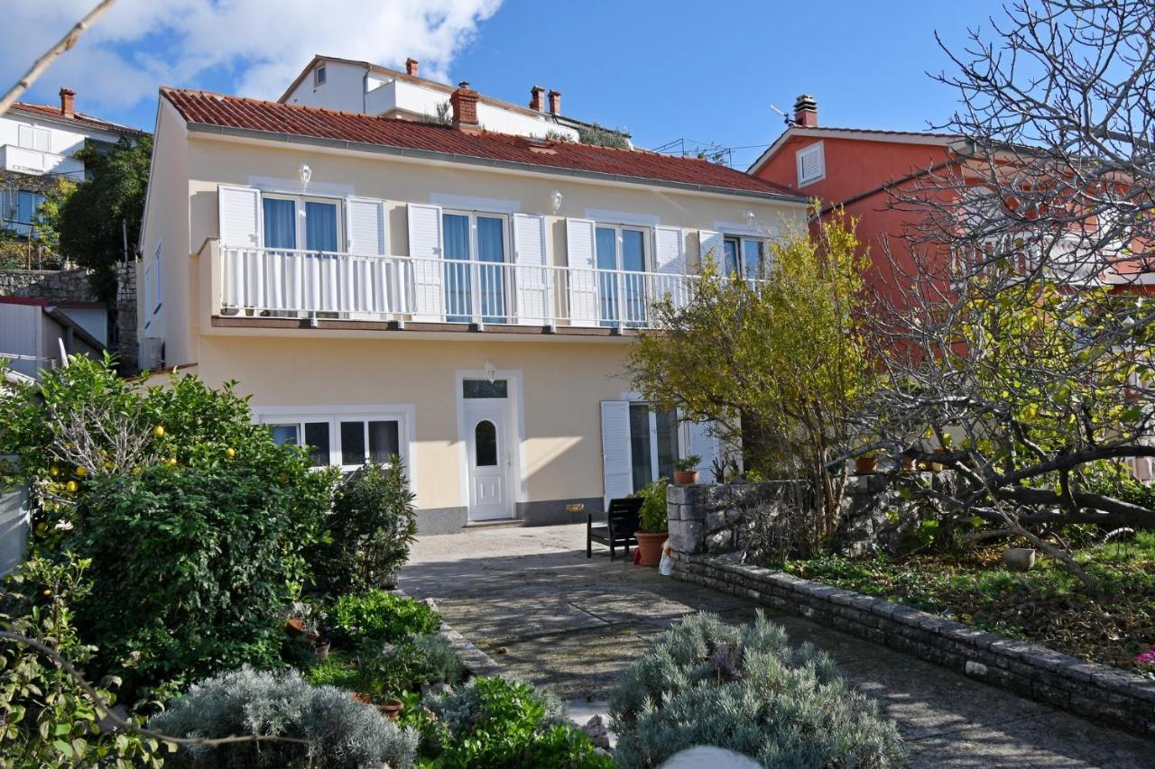 Apartment Frida Rab Banjol Buitenkant foto