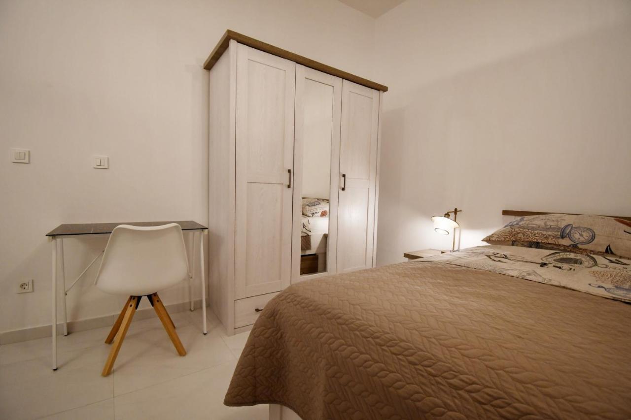 Apartment Frida Rab Banjol Buitenkant foto