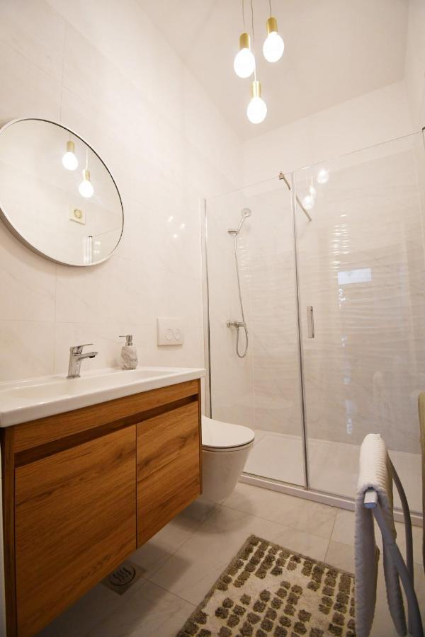 Apartment Frida Rab Banjol Buitenkant foto