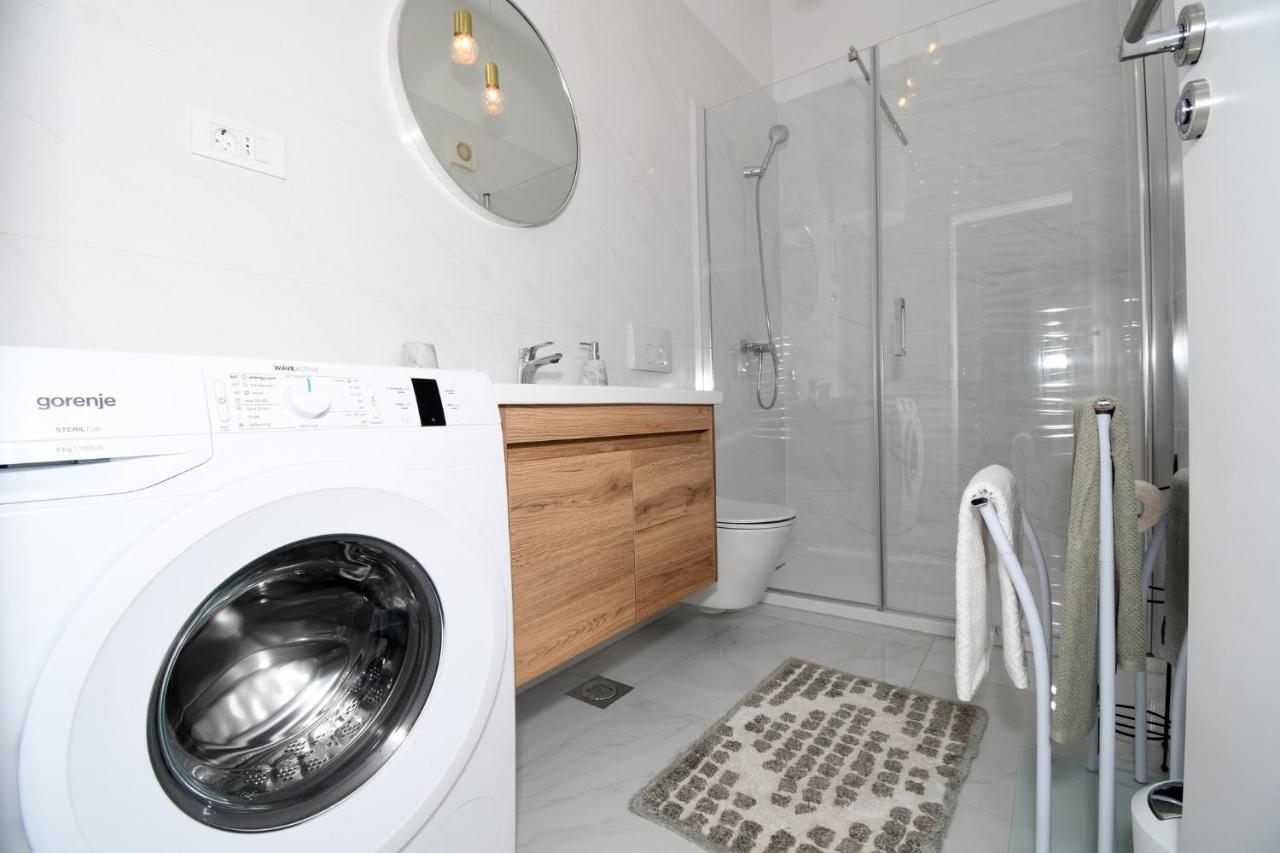 Apartment Frida Rab Banjol Buitenkant foto
